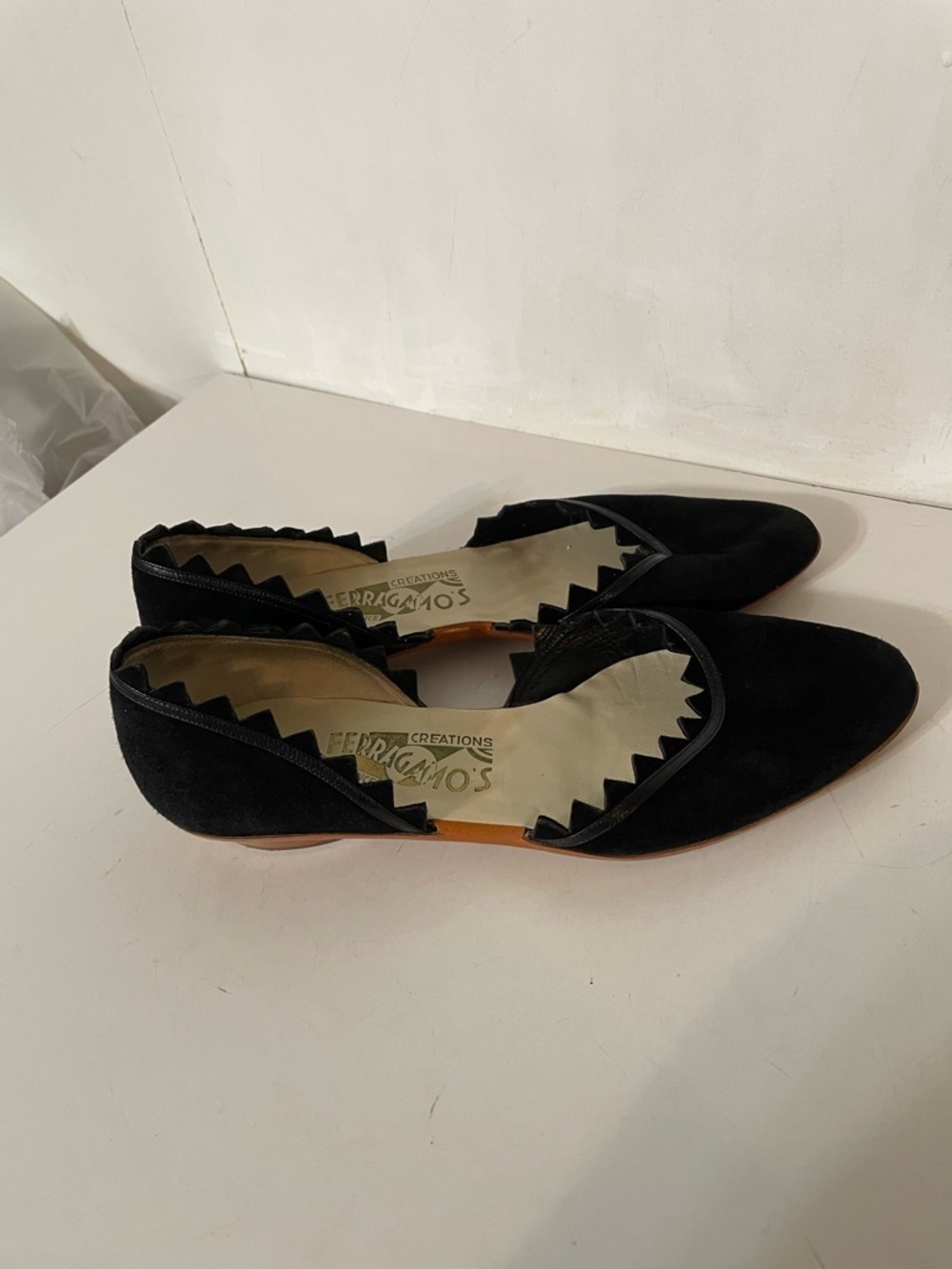 Salvatore Ferragamo Limited Edition Flats - Picture 5 of 9